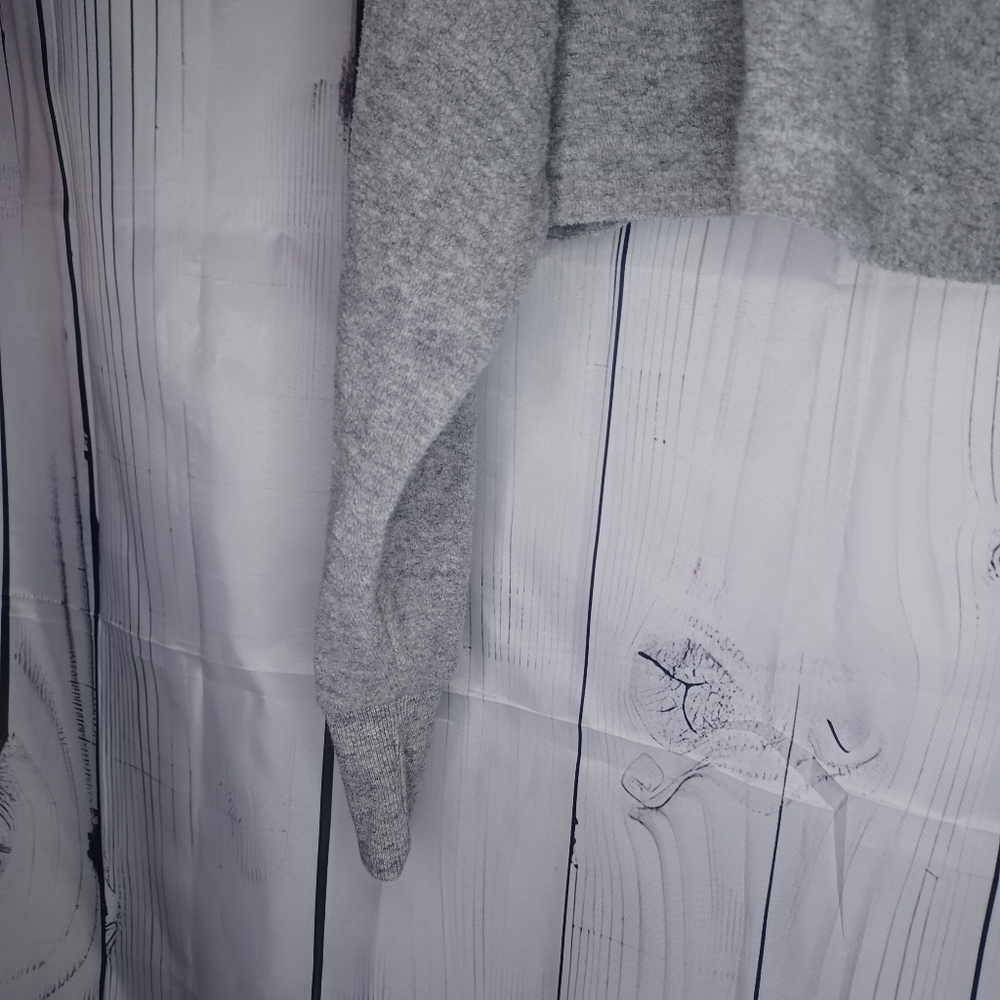 Madewell MWL gray cropped hooded cozy v-neck sweatshirt - Picture 12 of 12